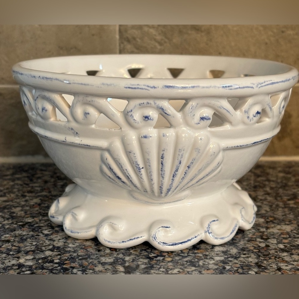 White Bowl with a Embossed Shell & Decorative Trim